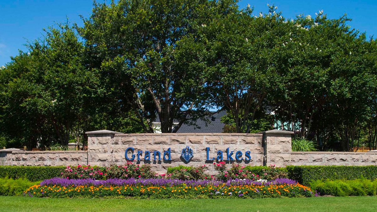 Grand Lakes entry