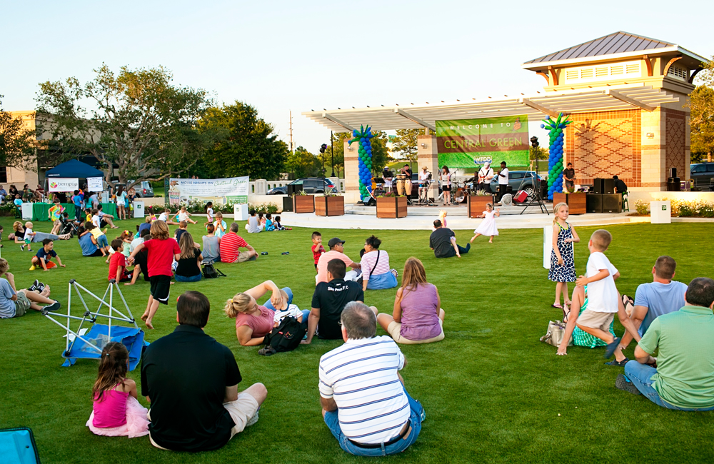 Cinco Central Green